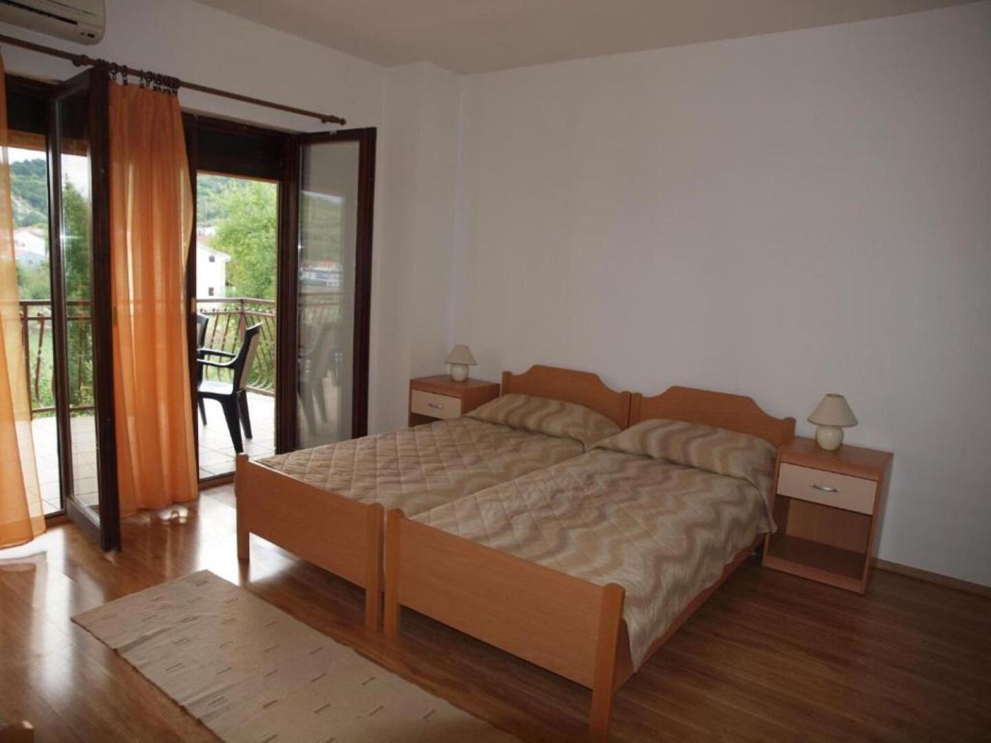 Rooms Marija - Rooms With Pool Триль Экстерьер фото