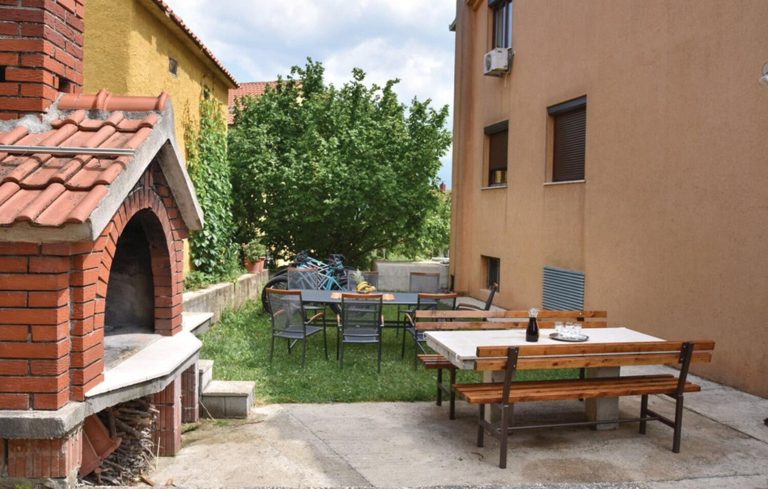Rooms Marija - Rooms With Pool Триль Экстерьер фото
